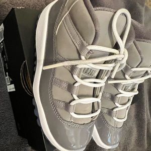 Jordon 11 Retro Cool Grey